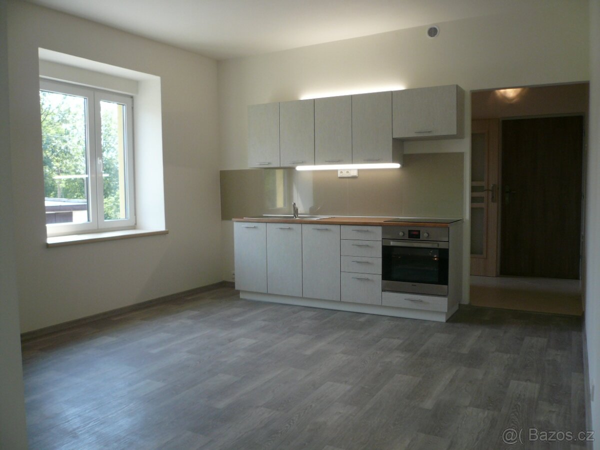2-room apartment for rent · 80 m² · Ostrava — 497 €/mo