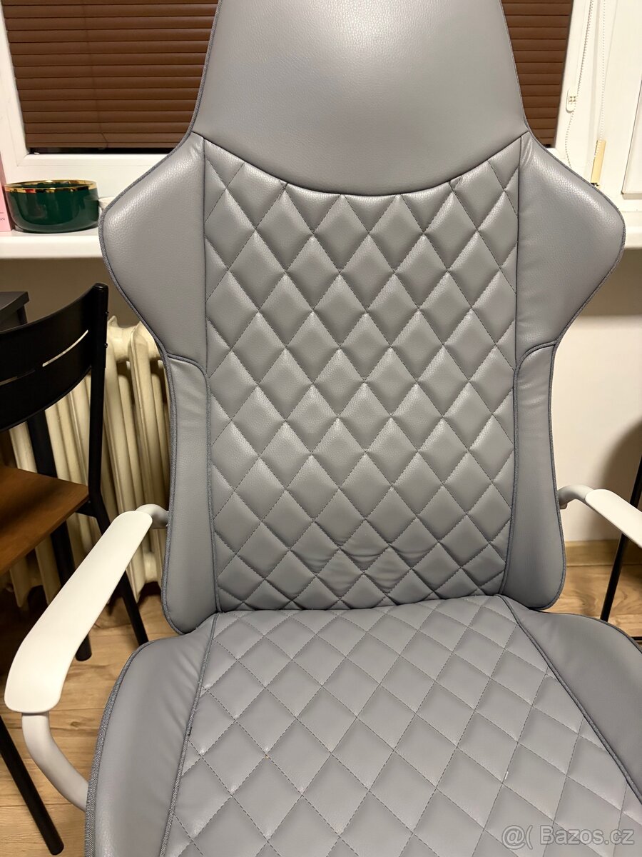 2x IKEA herní židle