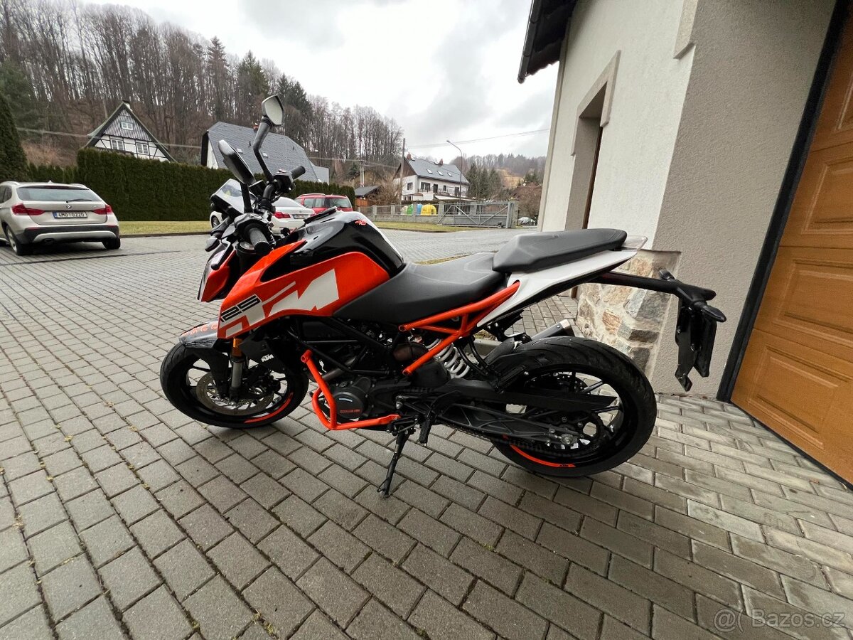 KTM DUKE 125