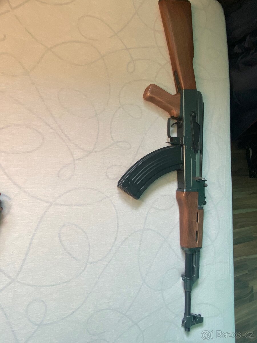 Airsoft ak47 a pistolka za vše 1500