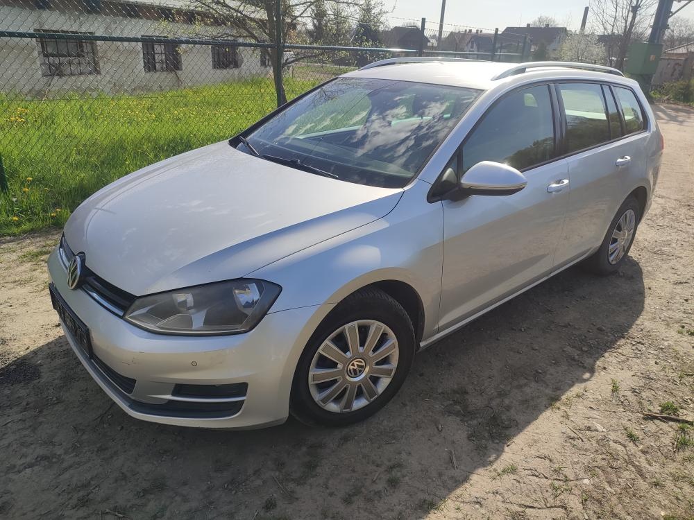 W Golf VII. combi 1,6tdi 77kw r.v.12/2013