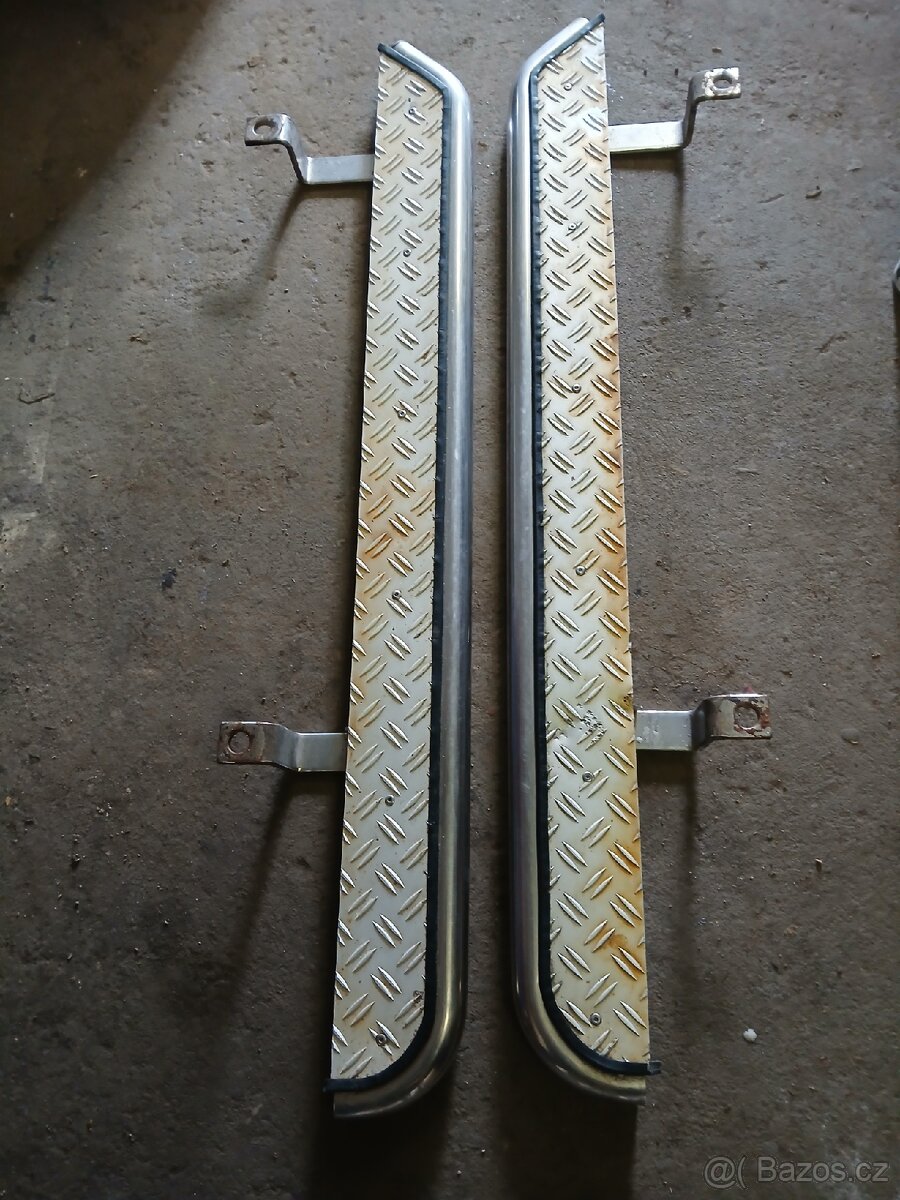 Daihatsu feroza  nášlapy