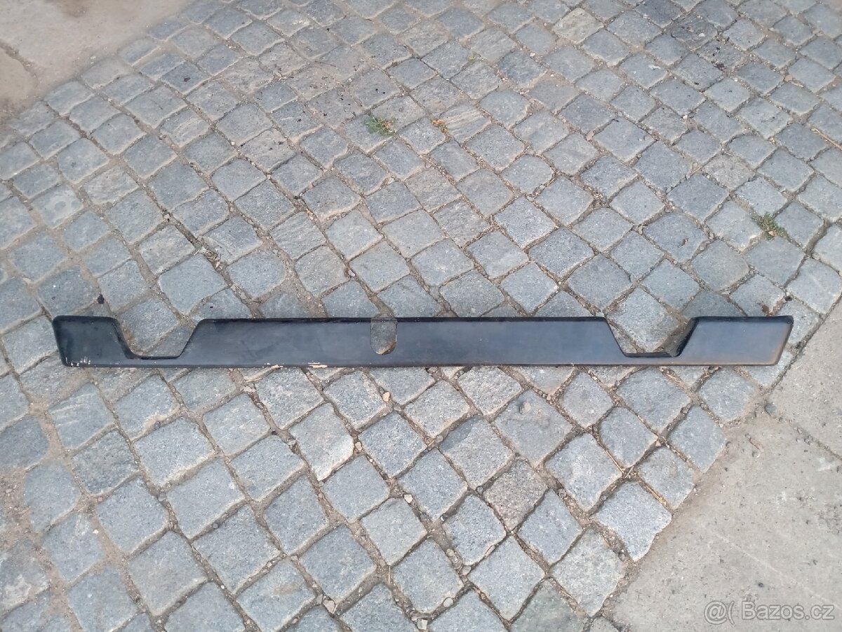 Tuning retro dobový spoiler škoda favorit laminát