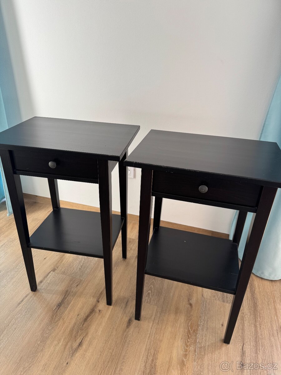 Noční stolky Hemnes černohnědé