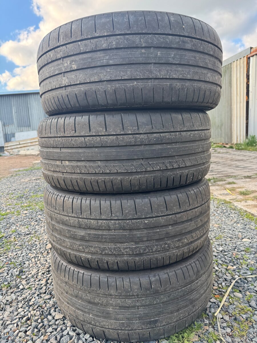 255/40 R20 101Y Letní sada Pneumatijy Pirelli r.2020