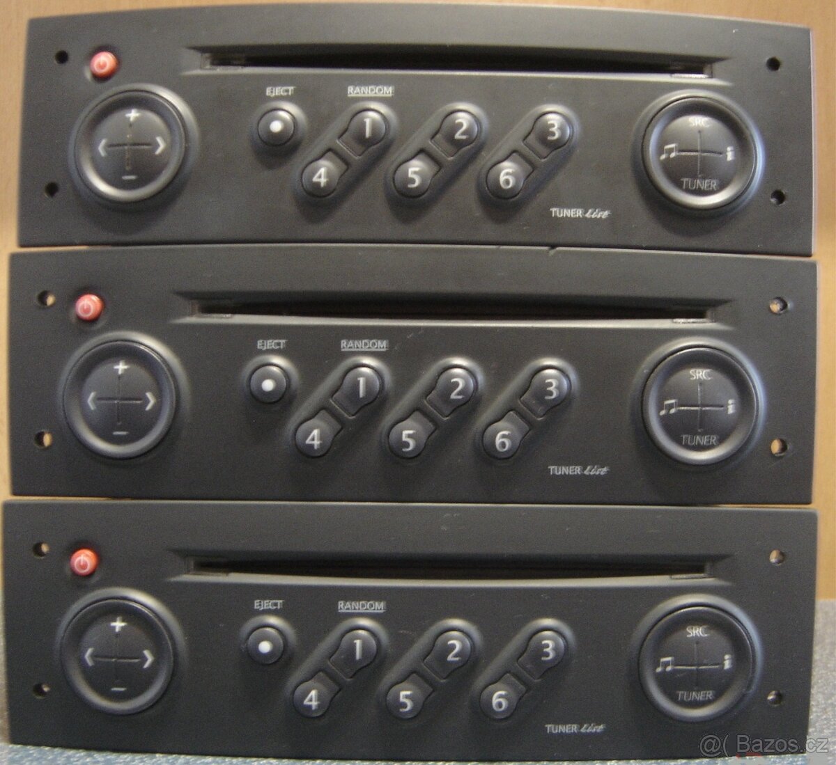 Renault radio s cd + kod k radiu prostřední2 modely "TUNER 
