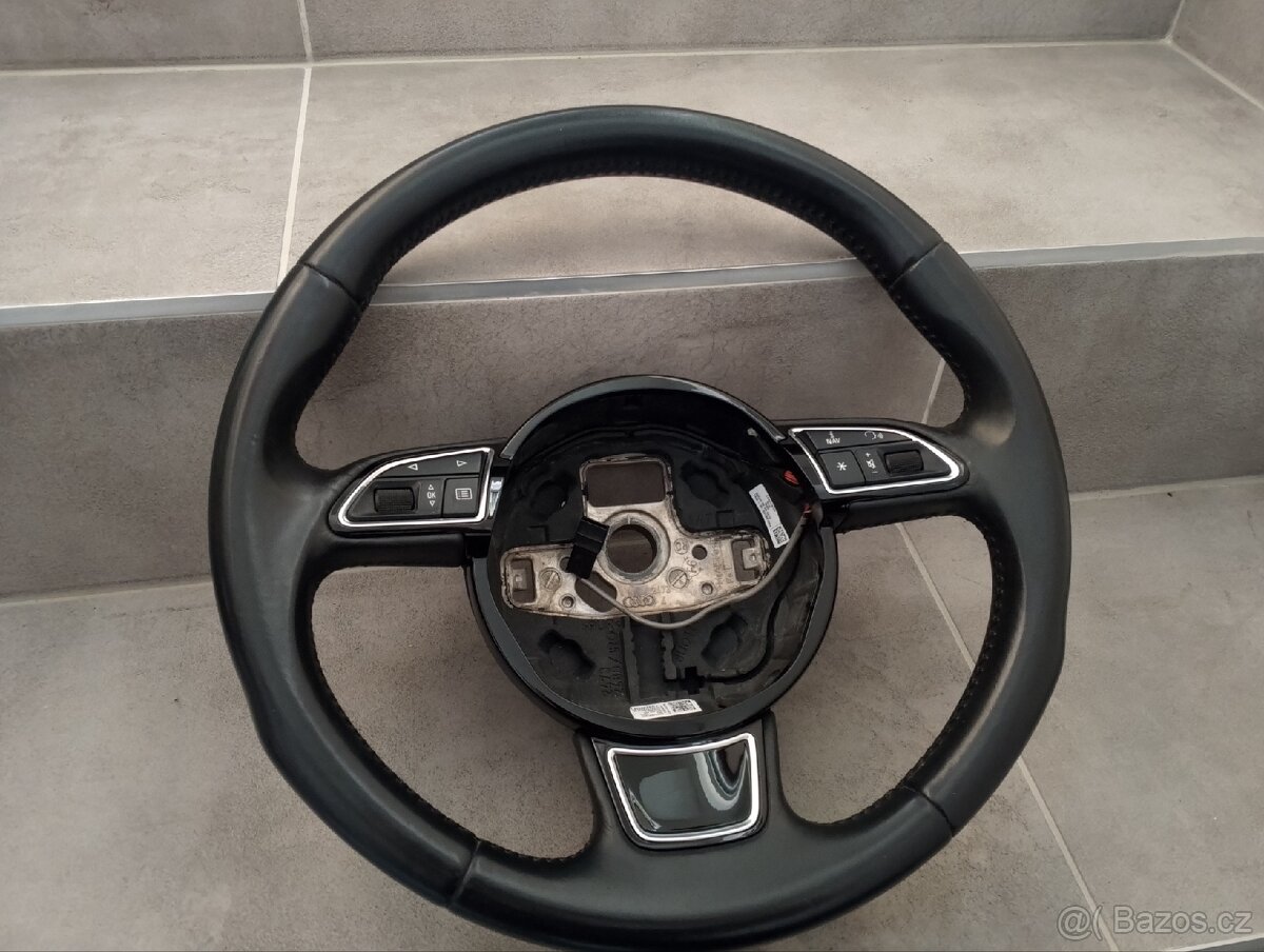 Volant audi a4 b8.5