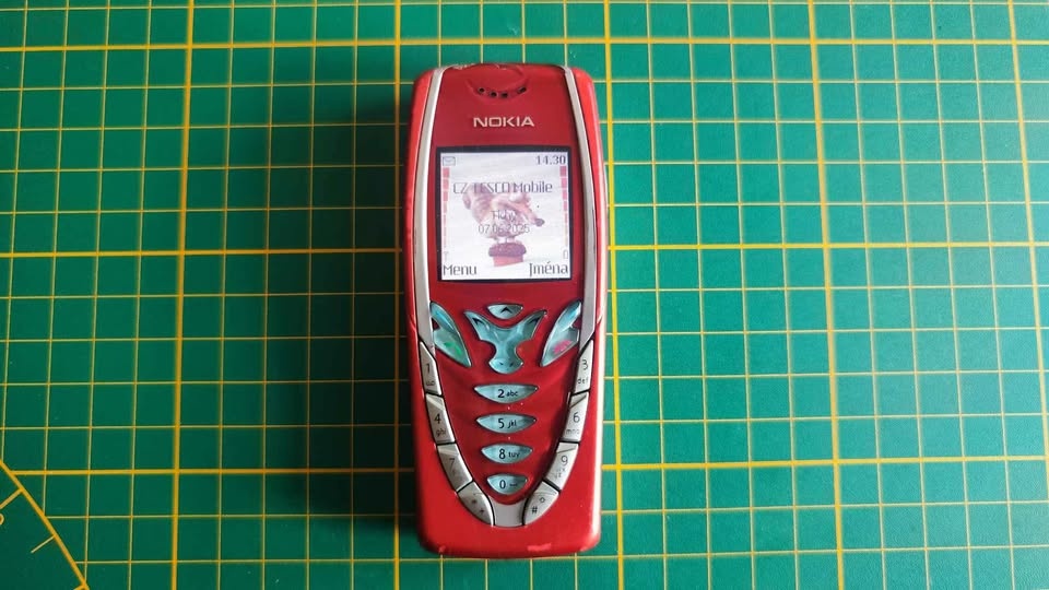 Nokia 7210