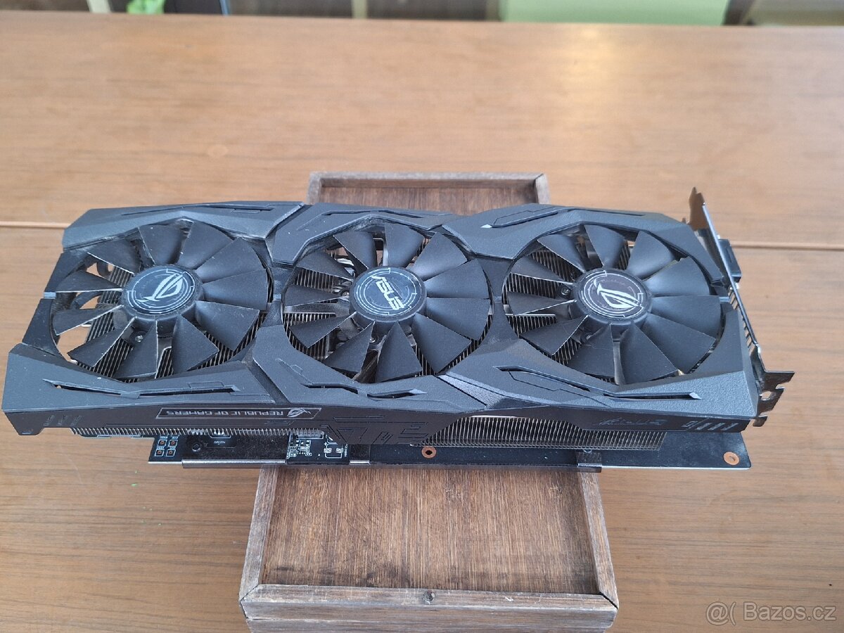 Grafická karta Asus Strix RX 580 TOP Edition 8GB