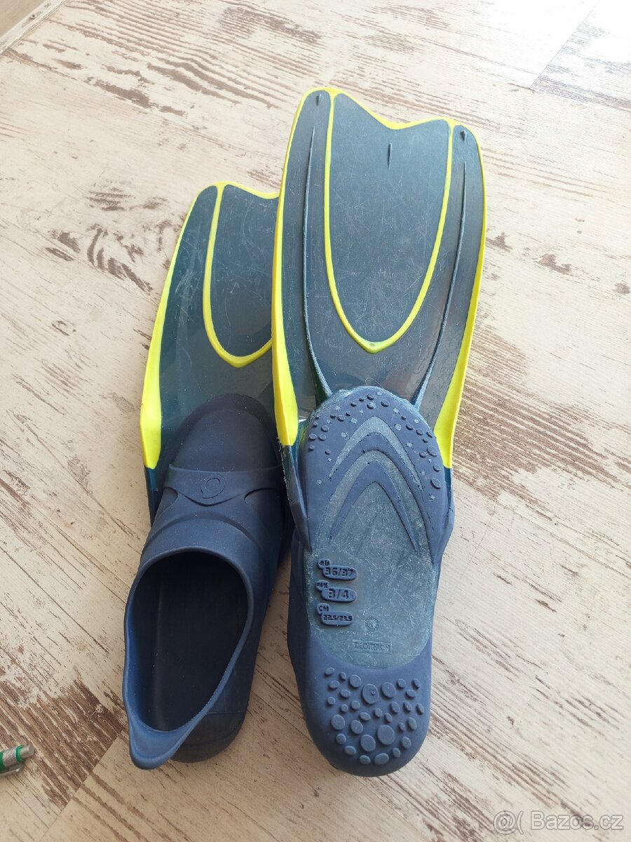 36/37 ploutve Decathlon