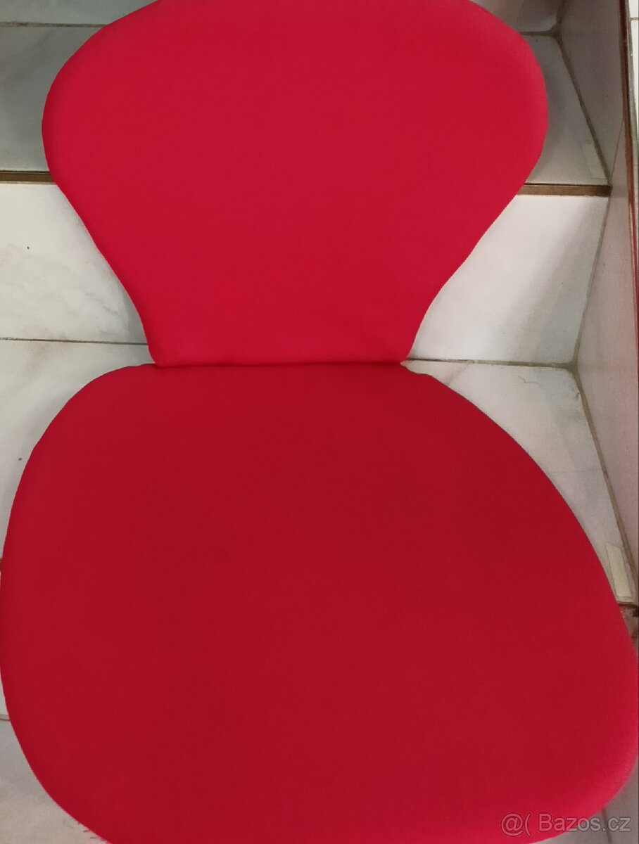 Velice kvalitní podsedáky na židle