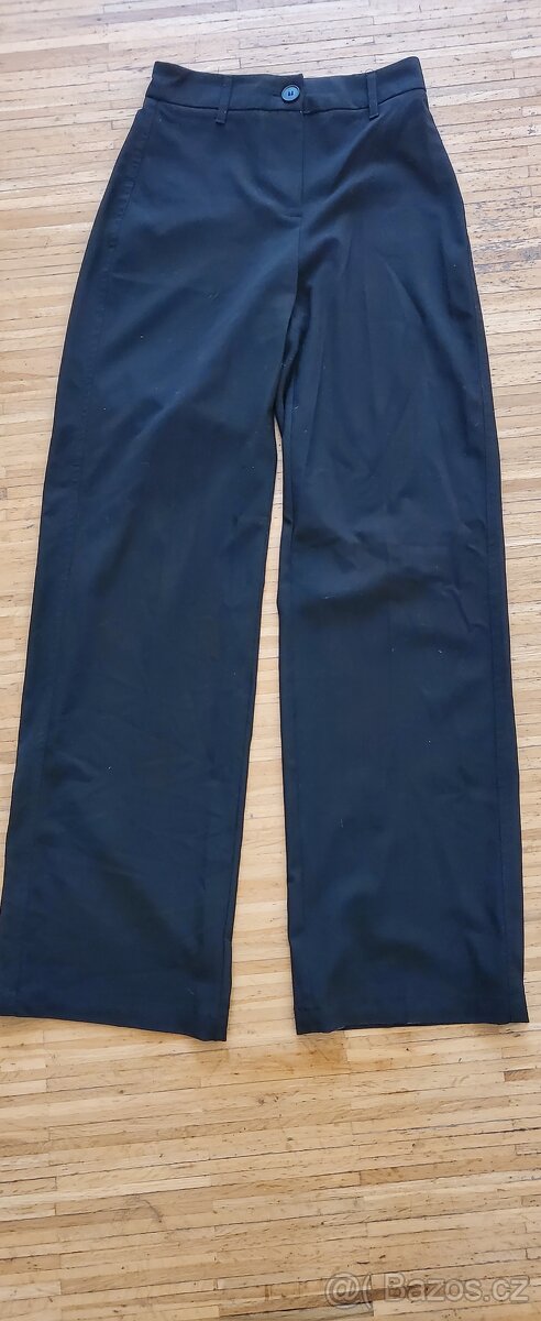 Kalhoty Bershka, vel. 32