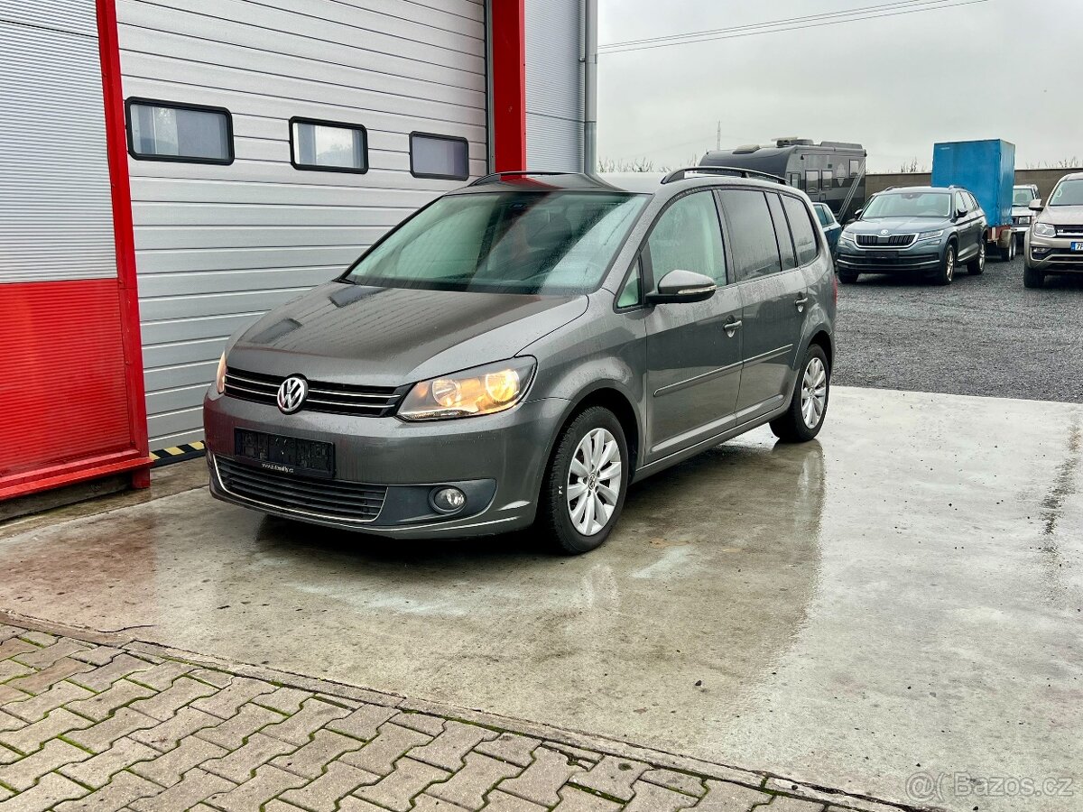 Volkswagen Touran 1,6 TDi / KLIMA / 7MÍST / DSG / 2015