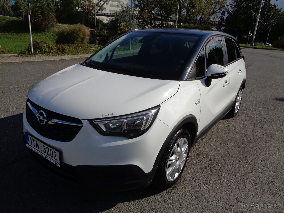 OPEL CROSSLAND X 1.2i KOUPENO ČR,1.MAJITEL,SERVISKA