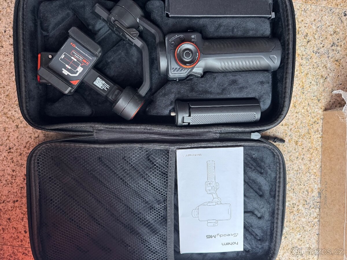 Tříosý stabilizátor Hohem iSteady steady M6