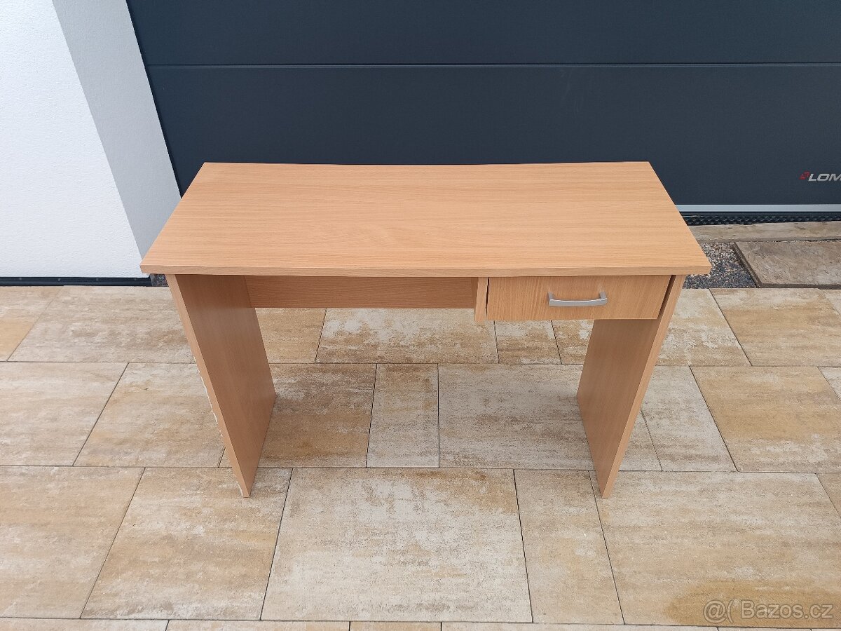 Psací stůl