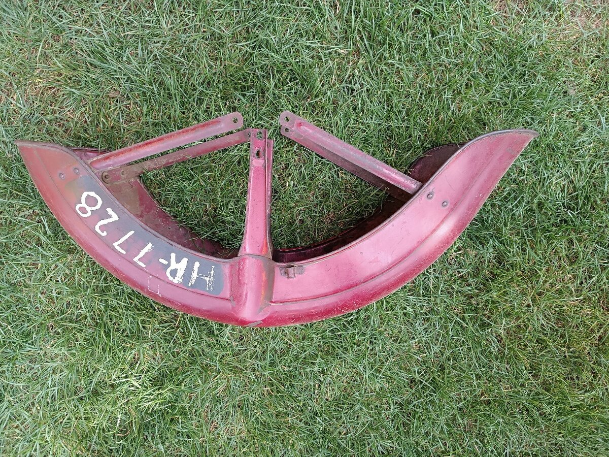 Přední blatník kyvacka 250/353