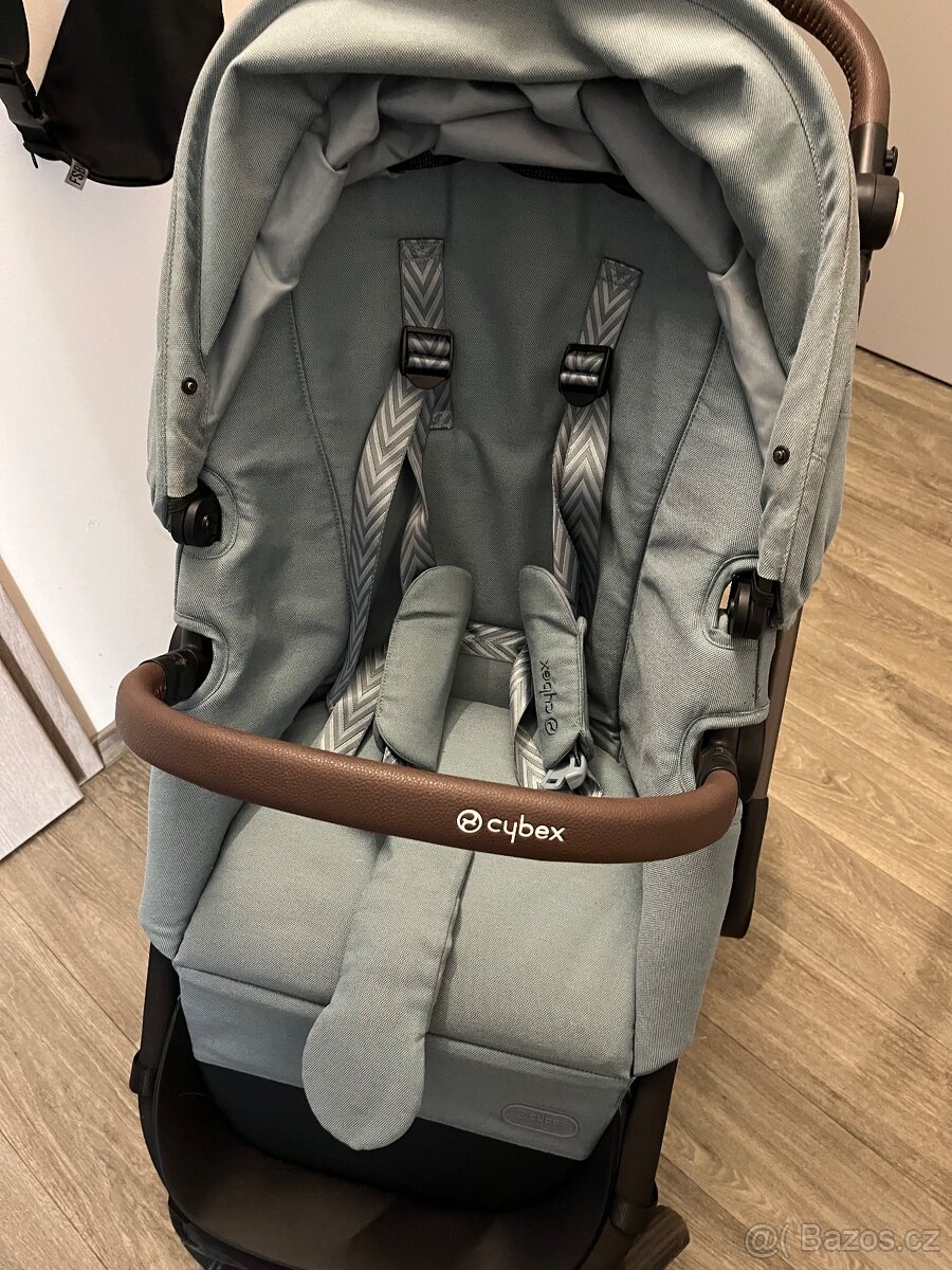 Kočárek Cybex