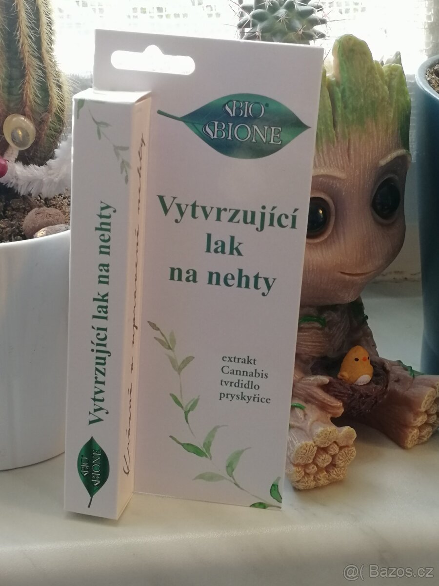 Nové - Vytvrzující lak na nehty