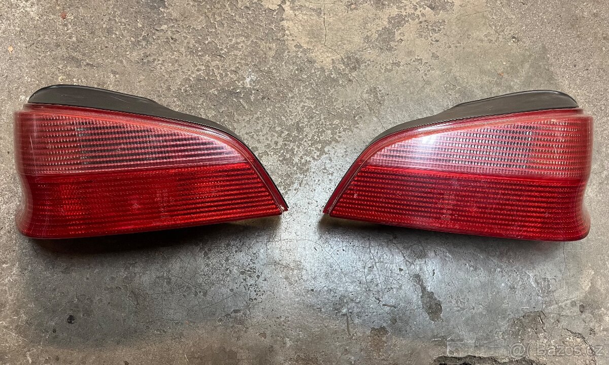 Zadní světla peugeot 106