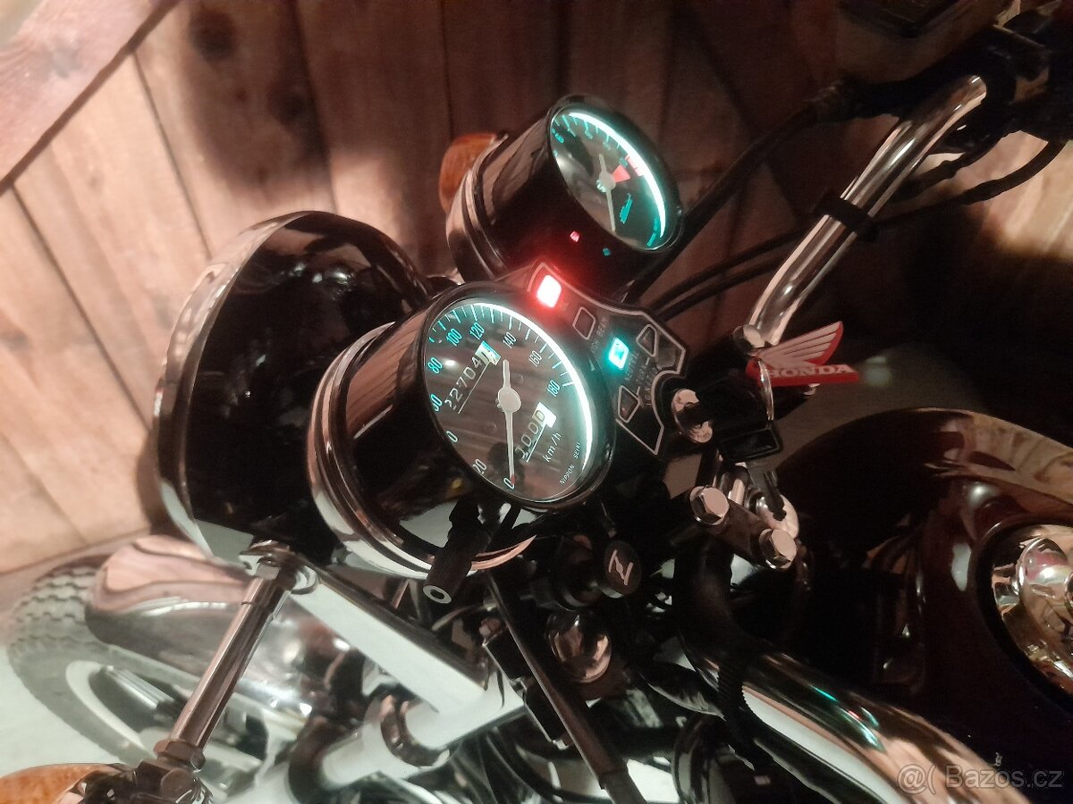 Postavím nejvíc coll caffe racer co kdy brázdil ulice a...
