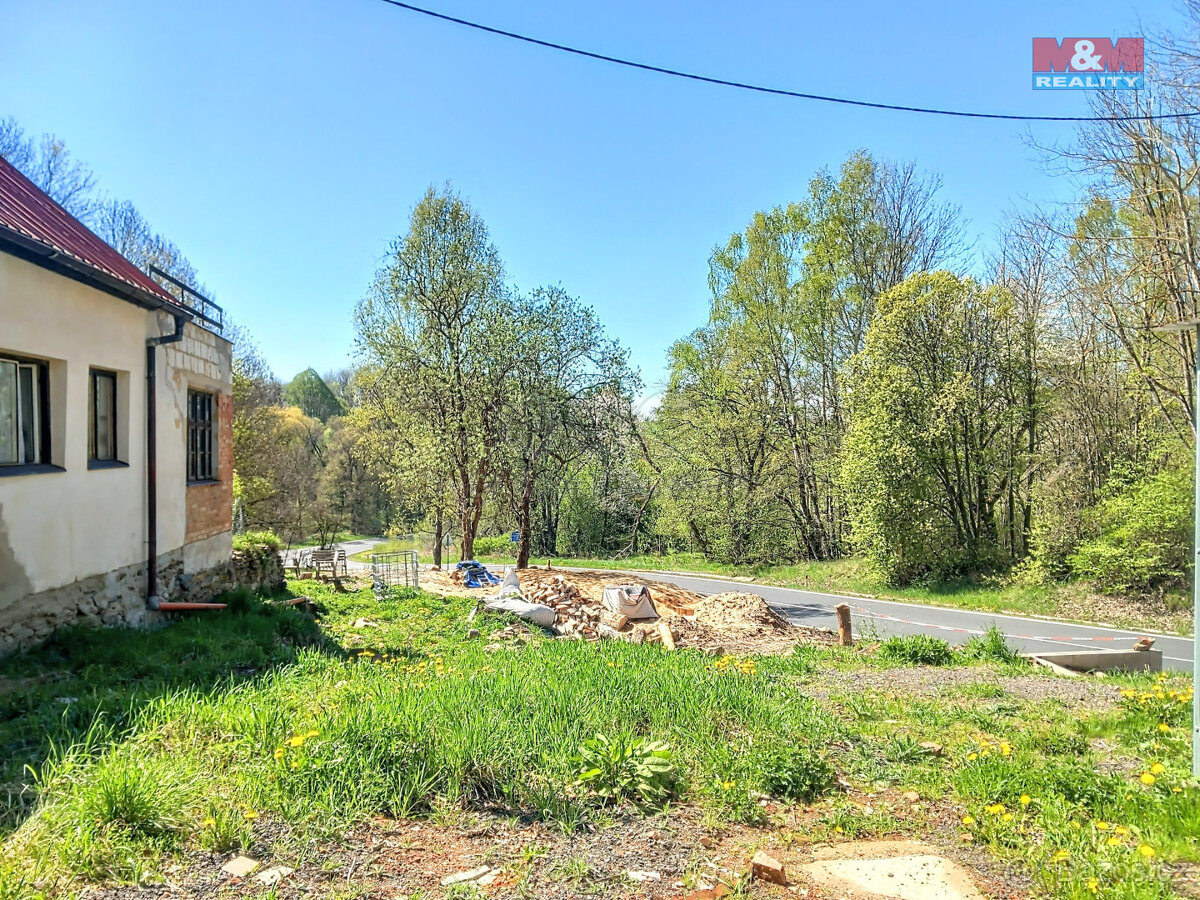 Prodej pozemku k bydlení v Bochově, 632 m2, Teleč