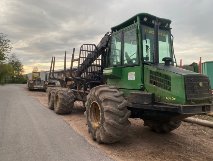 Vyvážecí souprava JOHN DEERE 1010D