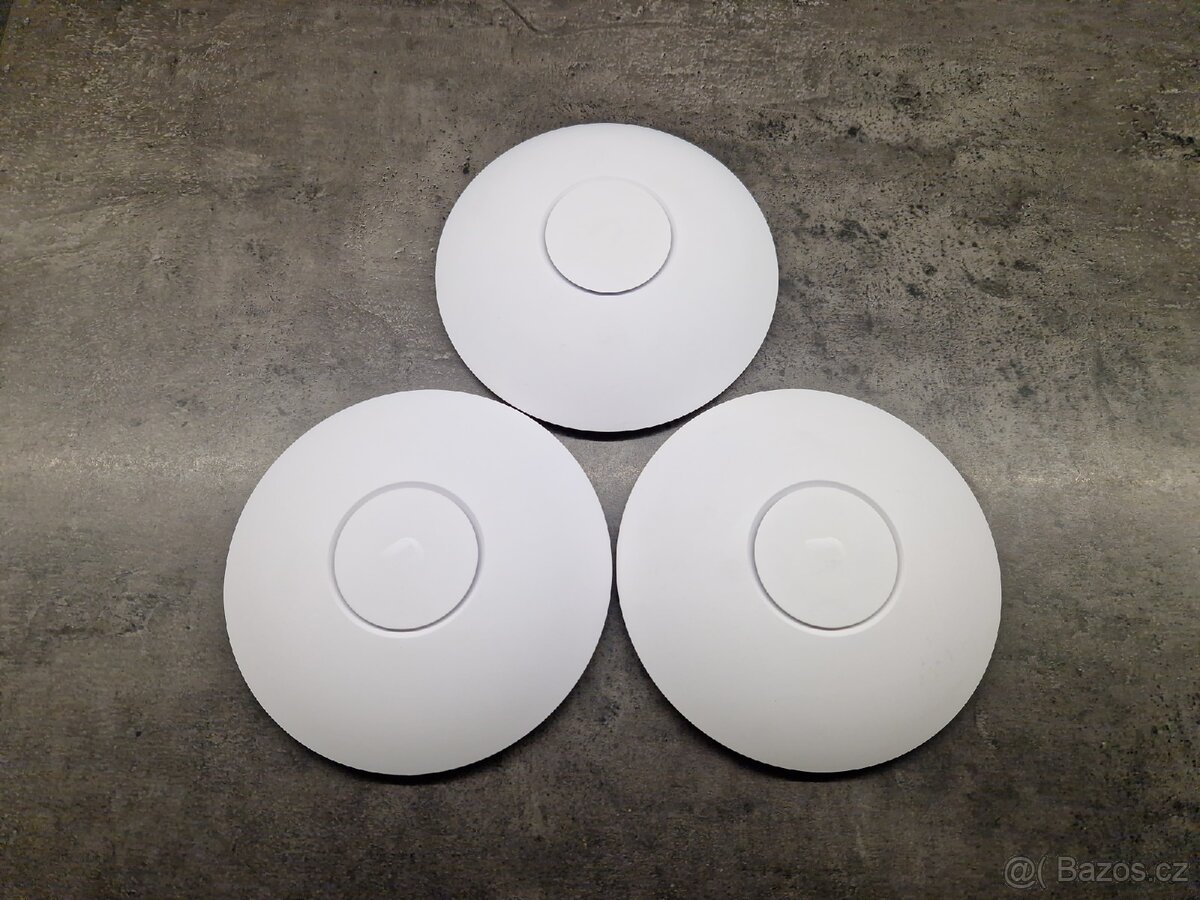 3x UniFi AP AC Long Range, UAP-AC-LR