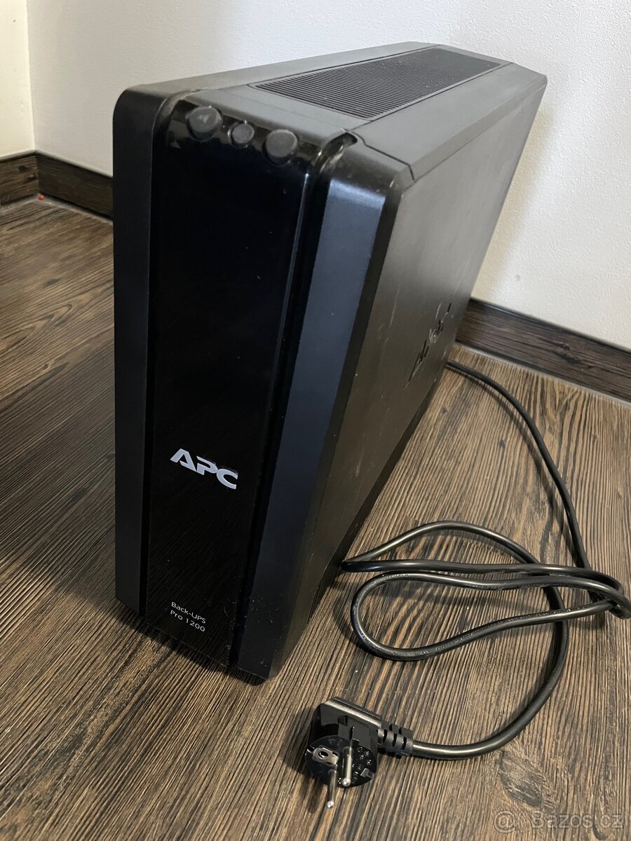 APC Power Saving Back-UPS Pro 1200 + nová baterie APC