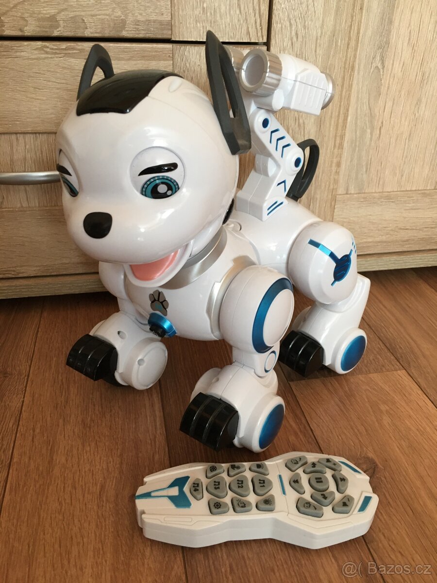 Robopes se zvukovými a světelnými efekty