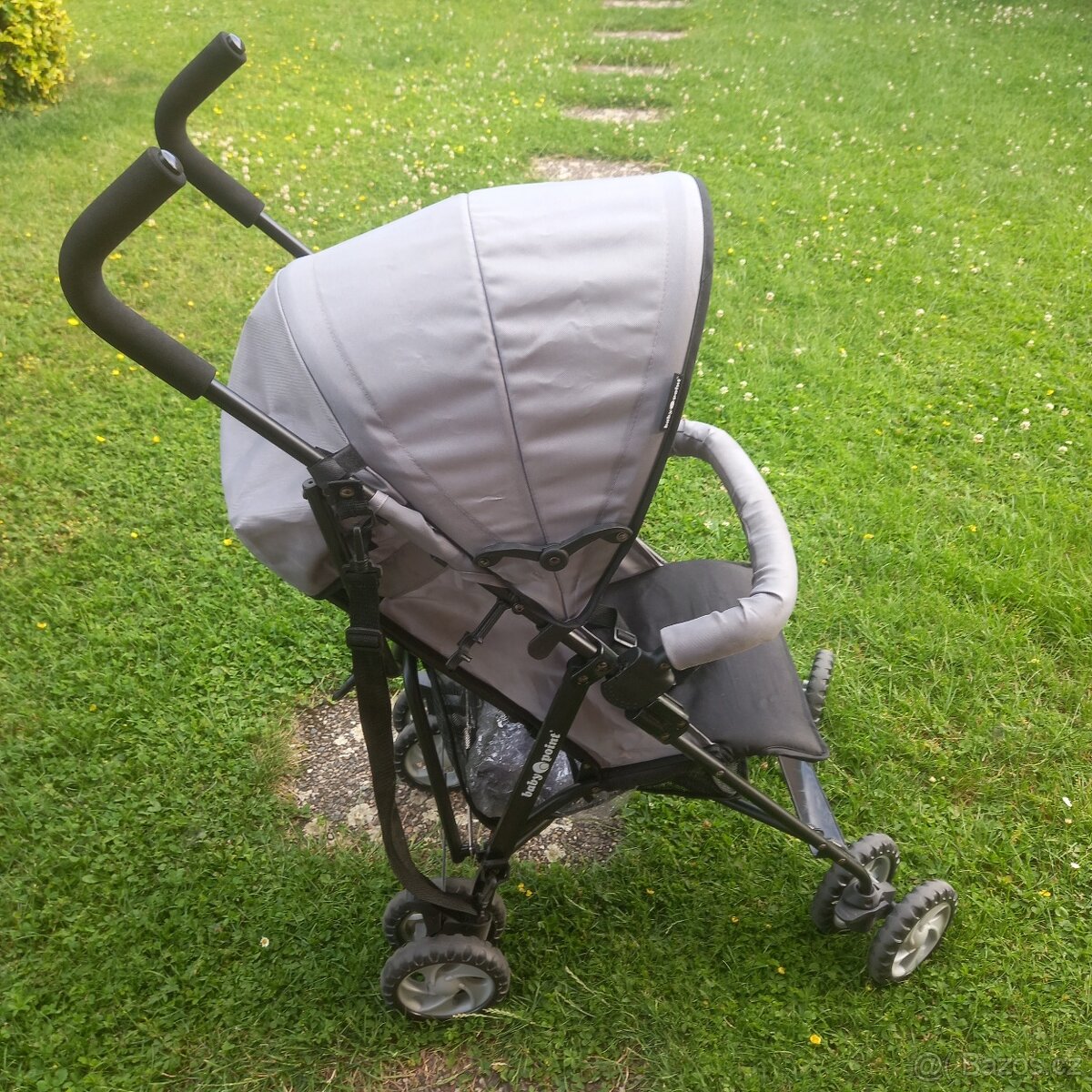 Kočárek golfky