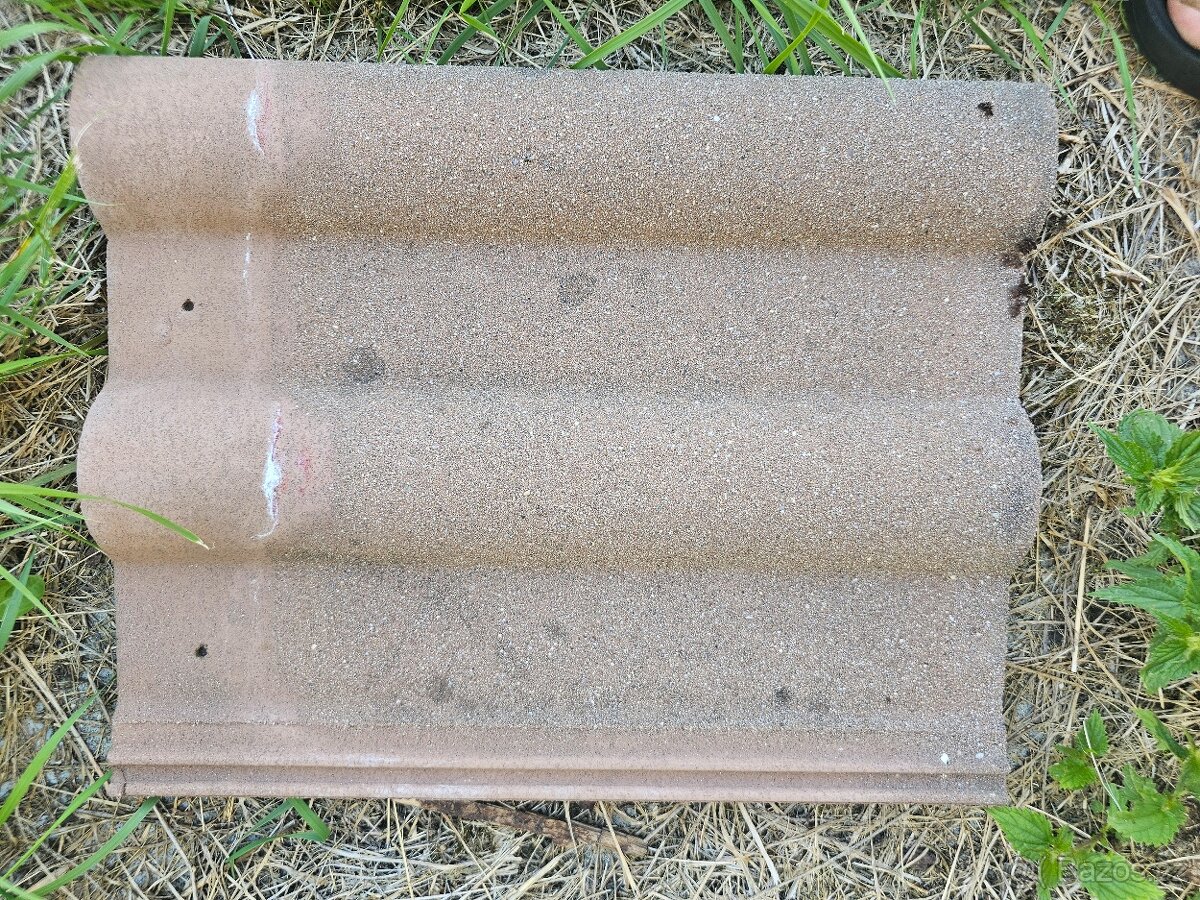 Betonové střešní tašky
