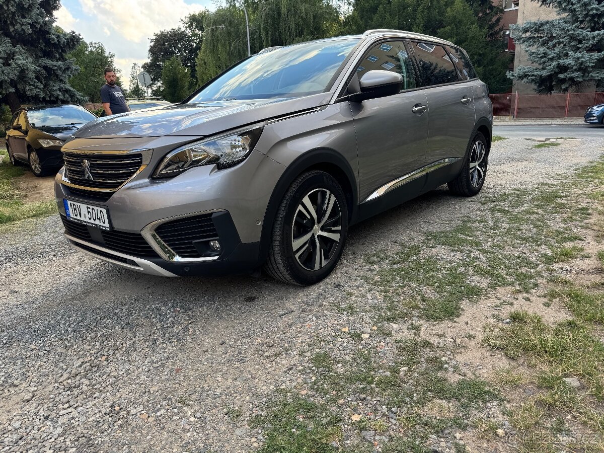 Peugeot 5008 1.6 BlueHDi 88 kW Allure, 1. majitel, původ ČR