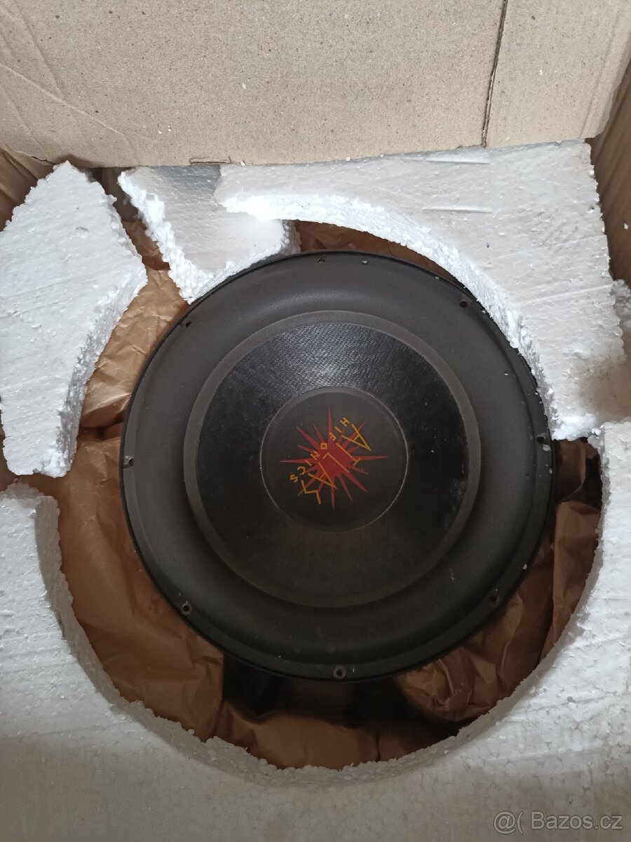 Prodám subwoofer Hifonics 12