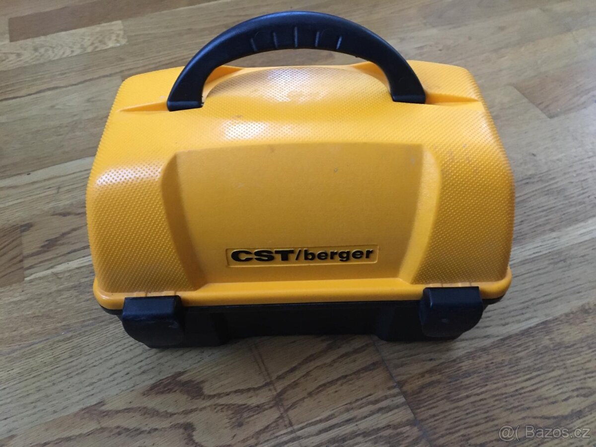 Nivelační přístroj