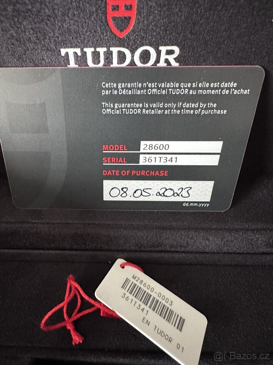 Pánské hodinky Tudor Royal v černé barvě