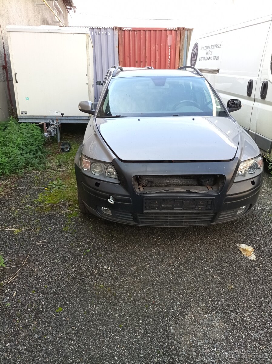 Prodám díly Volvo V50