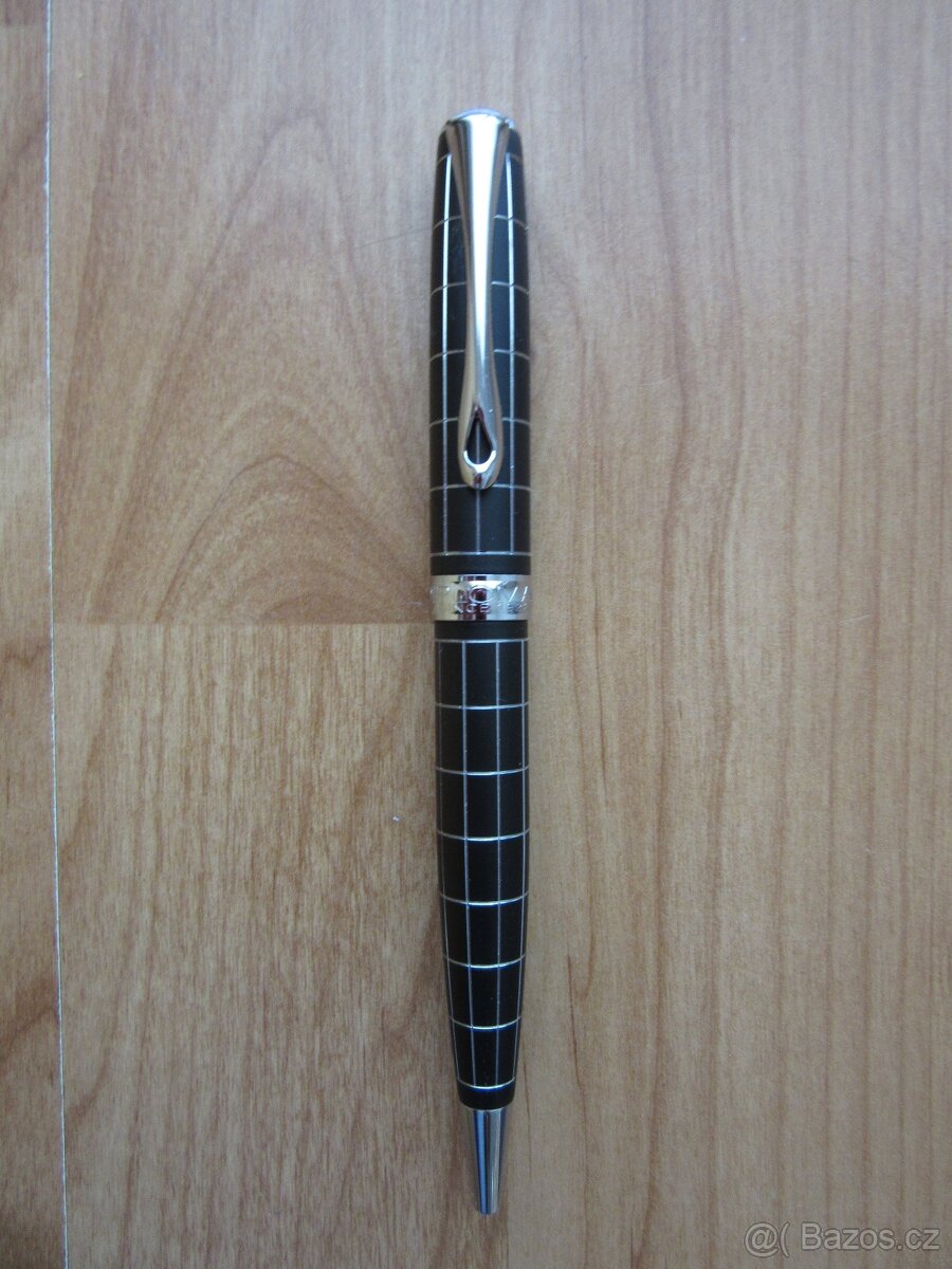 PRODÁM NOVOU LUXUSNÍ PROPISKU ZN.DIPLOMAT