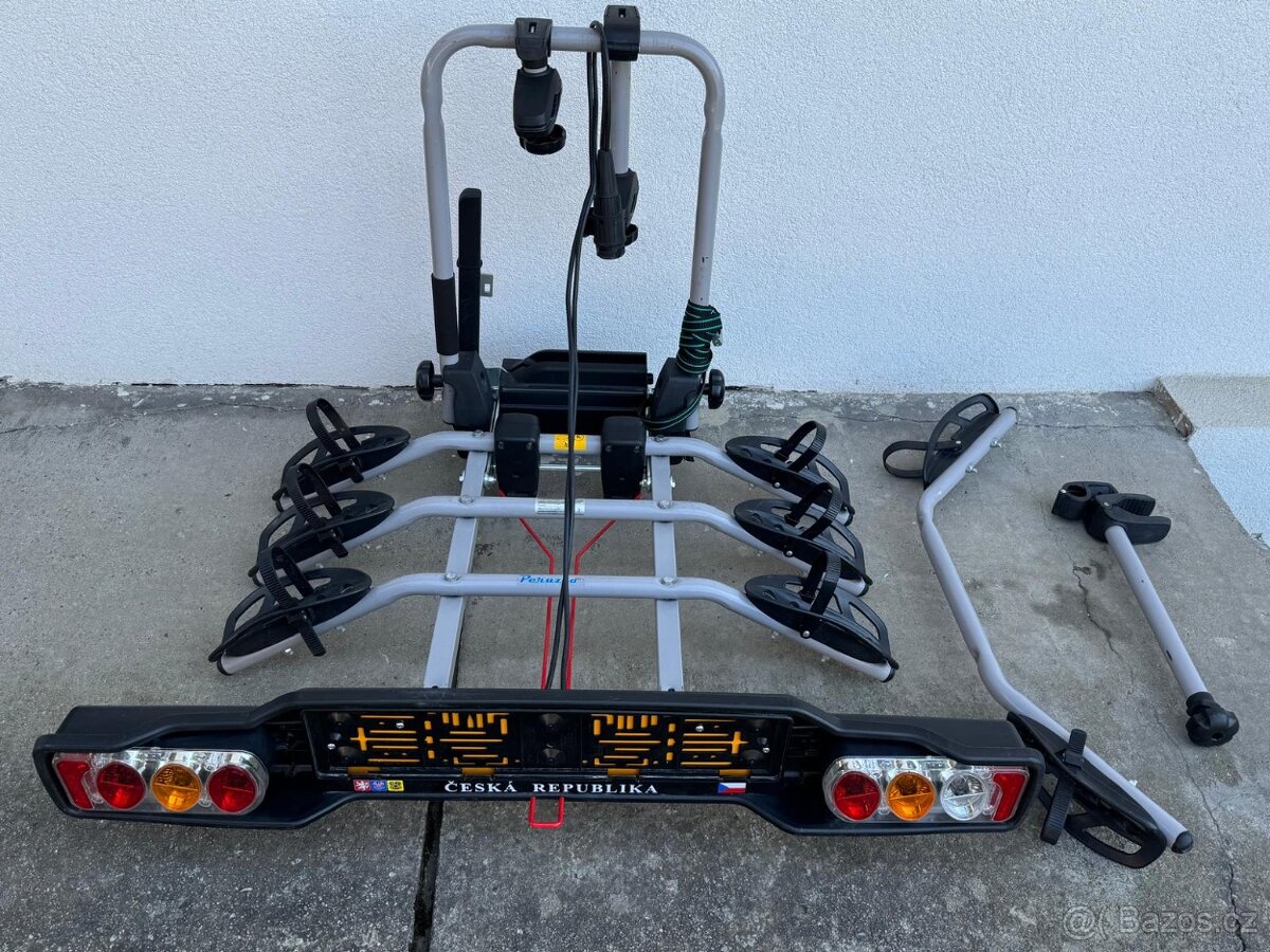 Nosič kol na tažné zařízení