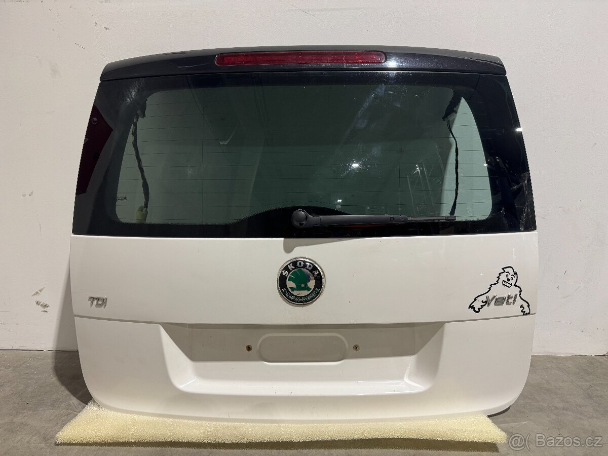 Páté dveře Škoda Yeti 2013, kód barvy LF9E