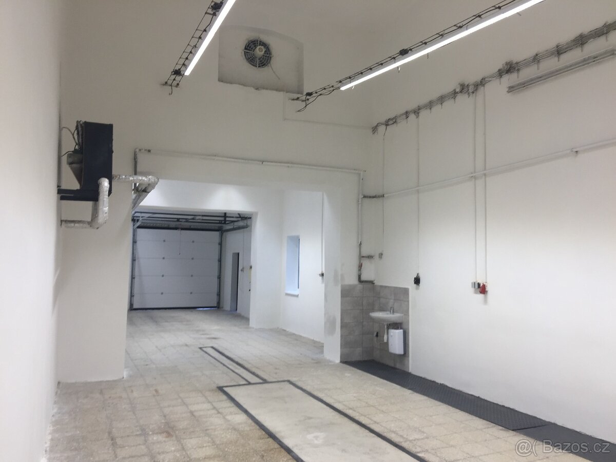 Pronájem Haly v Šumperku 232m2,Výrobní prostory,Sklad