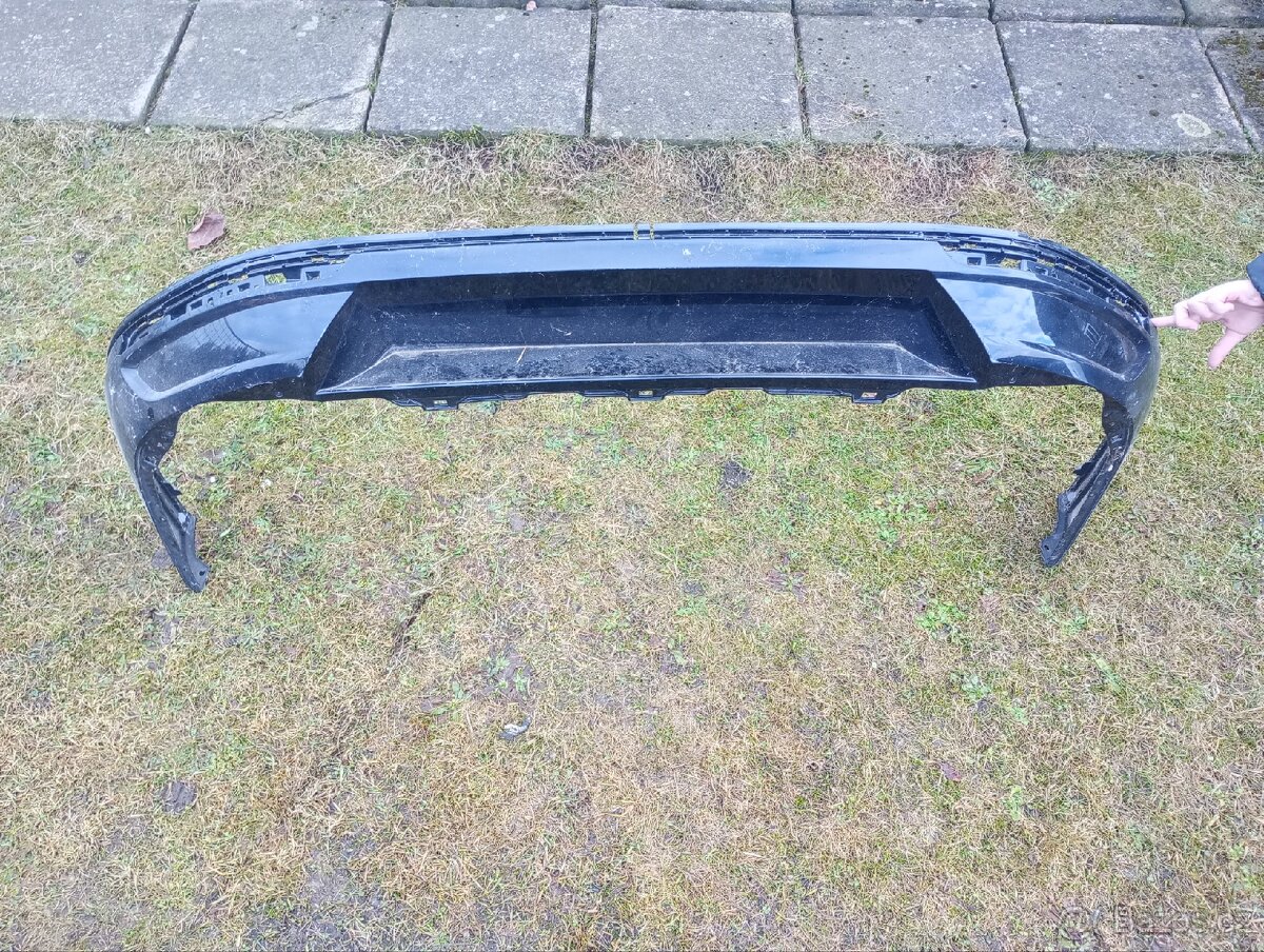 Vw Passat lišta nárazníku