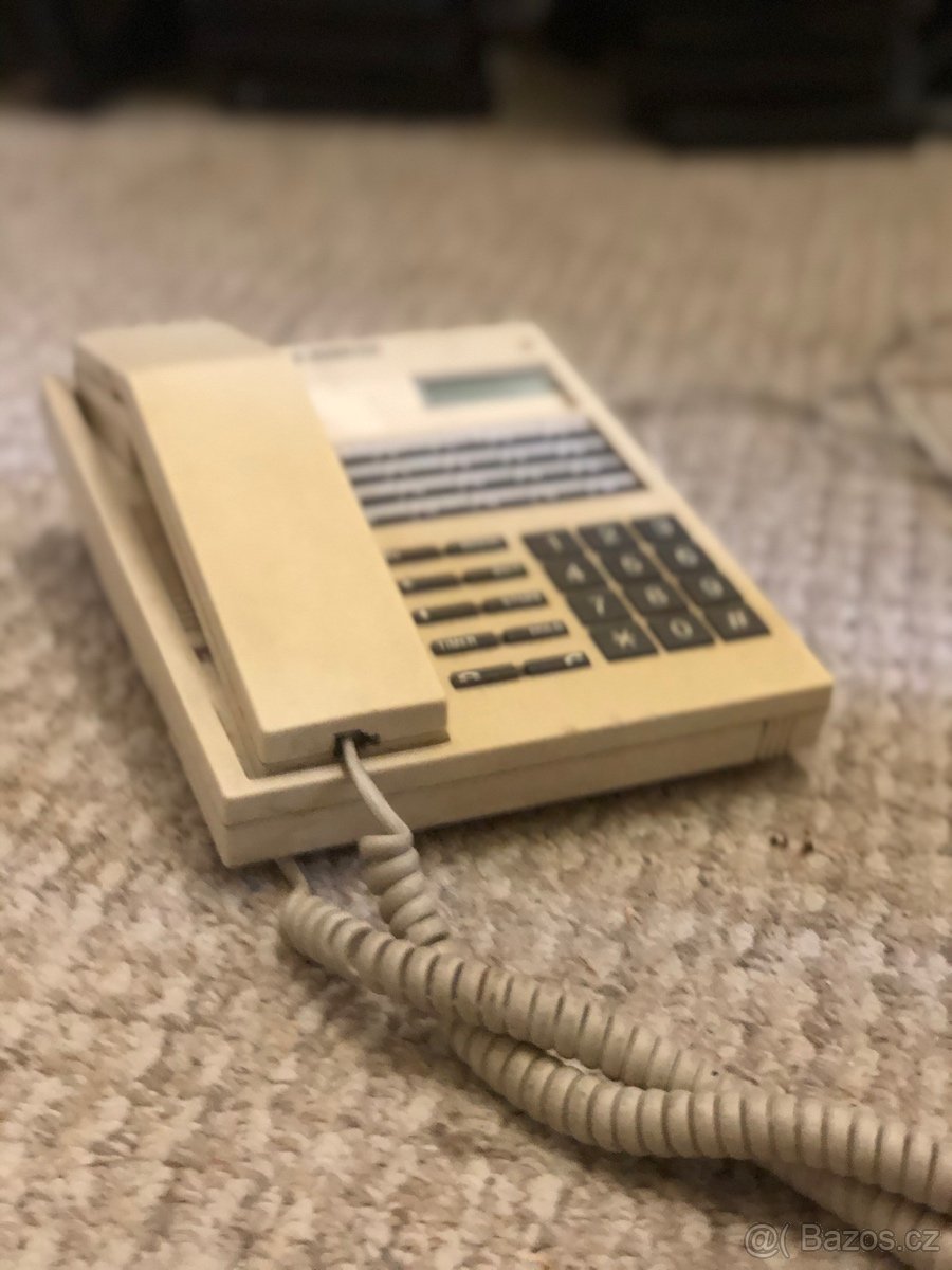 Telefon Zodiac Sigma 700 90. léta