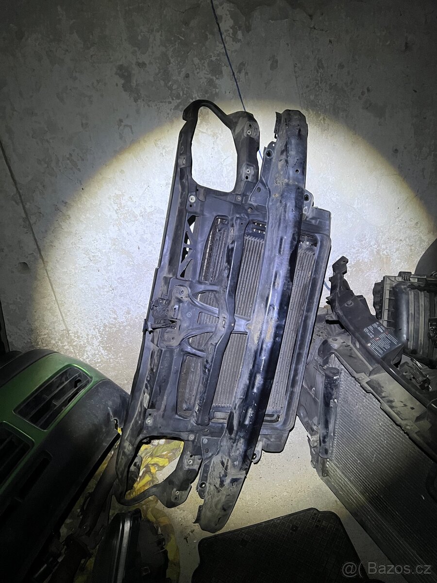 Chladičová stěna vw golf 1.4 16v 55kw