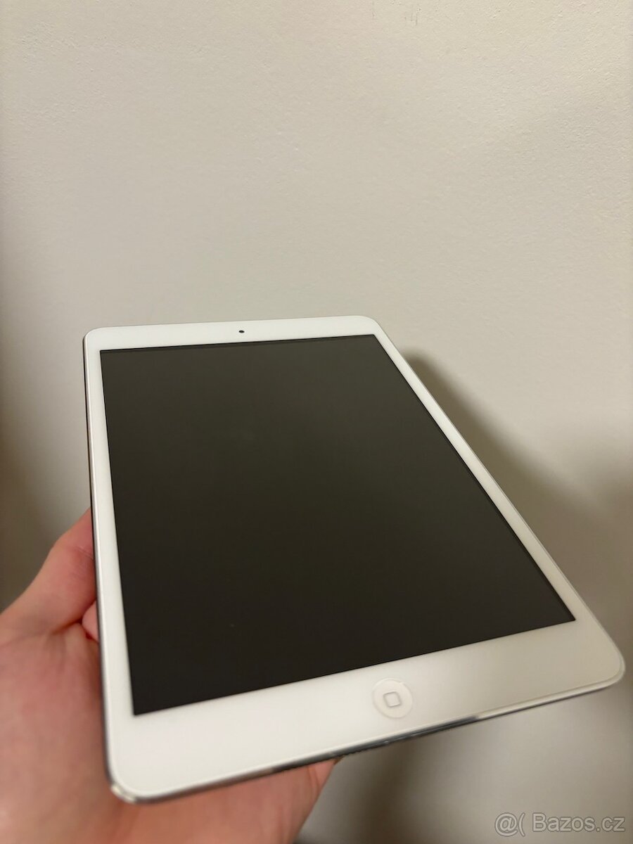 iPad mini 16GB bílý