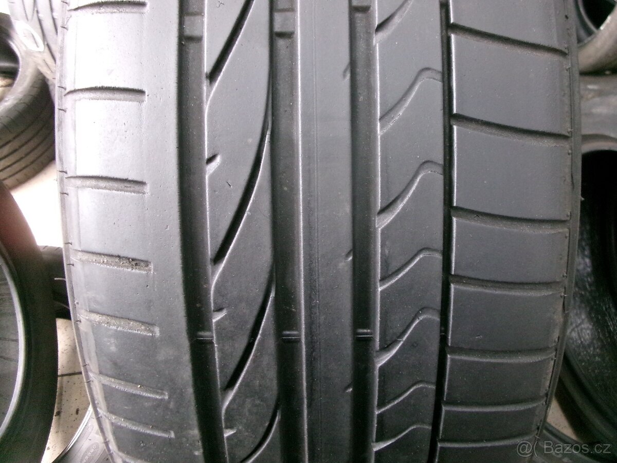 215/40 R17 BRIDGESTONE (5-5,5mm) č.14333