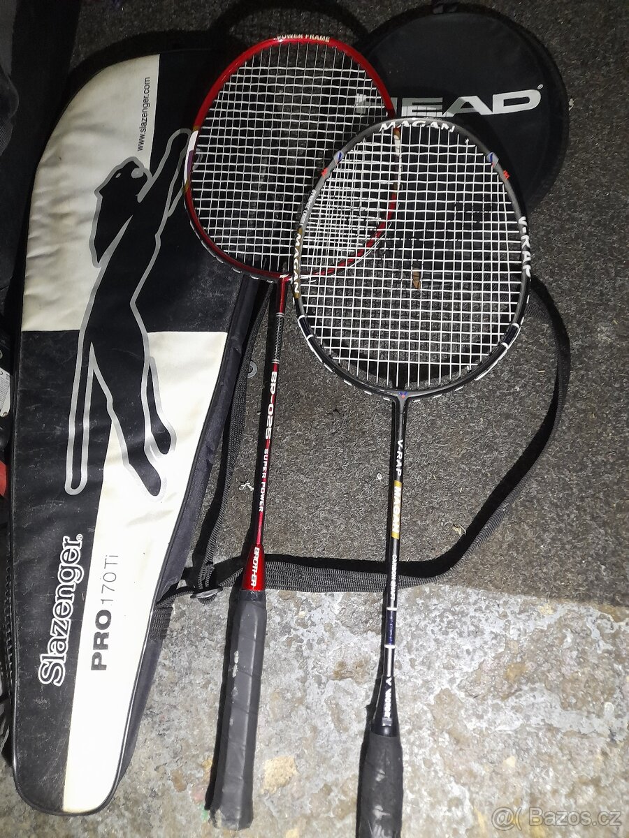 Badmintonové pálky z carbonu
