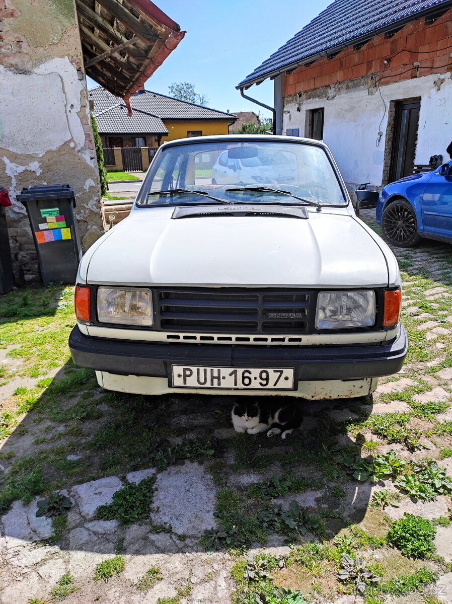 Škoda 120l 1985 hezký stav