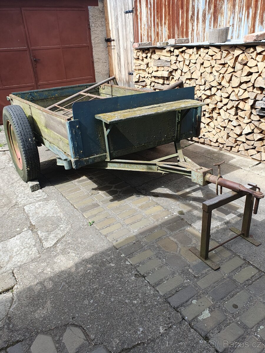 vlek za traktor