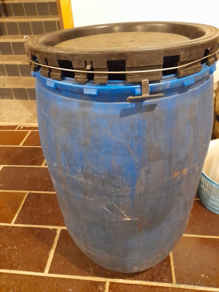 prodám bečku plast